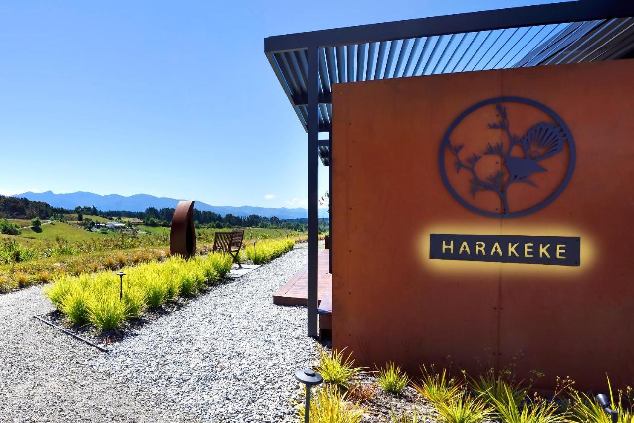 Mahana Harakeke Boutique Accommodation מראה חיצוני תמונה